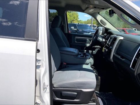 Used 2016 RAM 3500 SLT RWD image 7