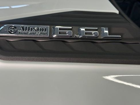 Used 2024 Chevrolet Silverado 2500 LT image 24