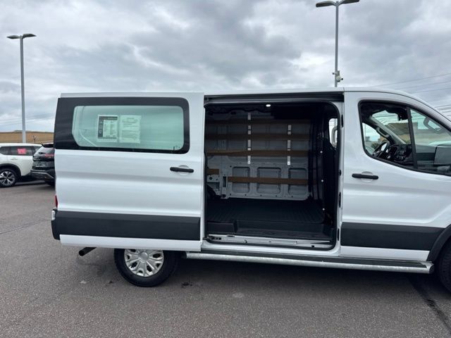 Used 2025 Ford Transit 250 Low Roof w/ Exterior Upgrade Package RWD image 15