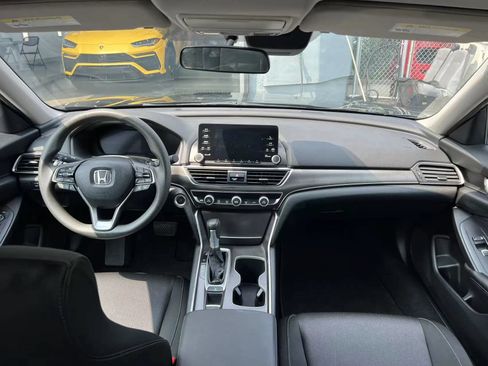 Used 2019 Honda Accord LX image 12