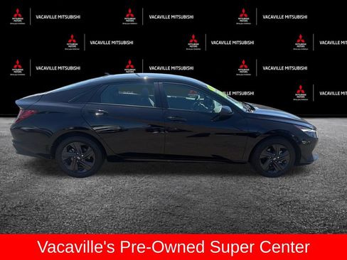 Used 2022 Hyundai Elantra SEL w/ Cargo Package FWD image 6