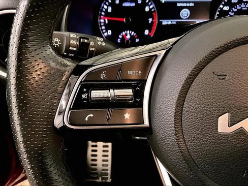 Used 2024 Kia Forte GT-Line image 17