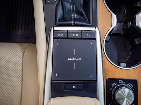 Used 2022 Lexus RX 450h AWD w/ Premium Package image 31