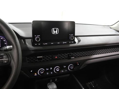 Used 2024 Honda Accord EX image 9
