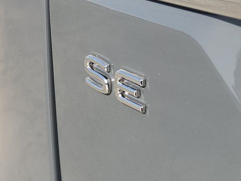 New 2026 Volkswagen Atlas SE FWD image 10