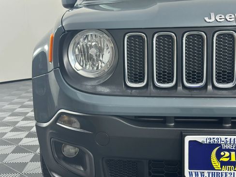 Used 2018 Jeep Renegade Latitude image 5