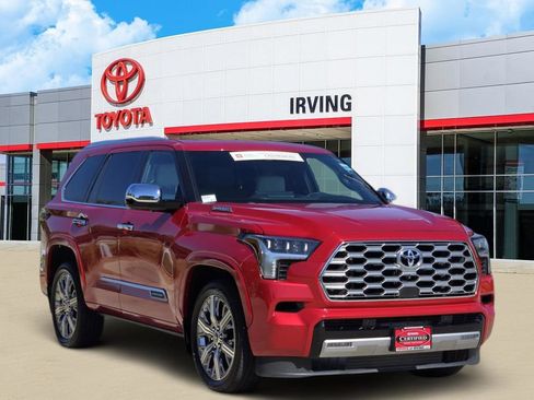 Used 2023 Toyota Sequoia Capstone AWD/4WD image 2