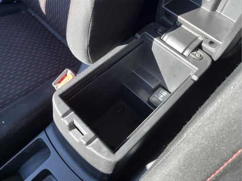 Used 2018 Mitsubishi Outlander Sport ES image 22