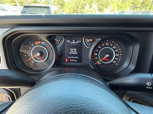 Used 2025 Jeep Wrangler Sport image 26