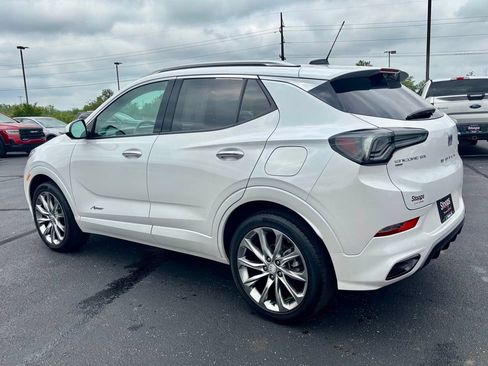 Used 2024 Buick Encore GX Avenir w/ Avenir Technology Package AWD/4WD image 5