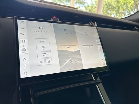 Used 2026 Land Rover Range Rover Evoque S AWD/4WD image 7