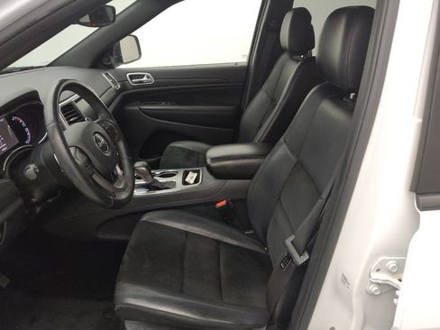 Used 2017 Jeep Grand Cherokee Altitude image 17