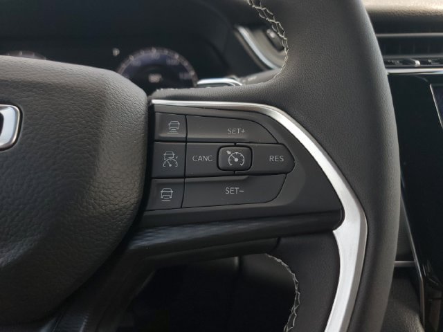 New 2026 Jeep Grand Cherokee Laredo AWD/4WD image 25