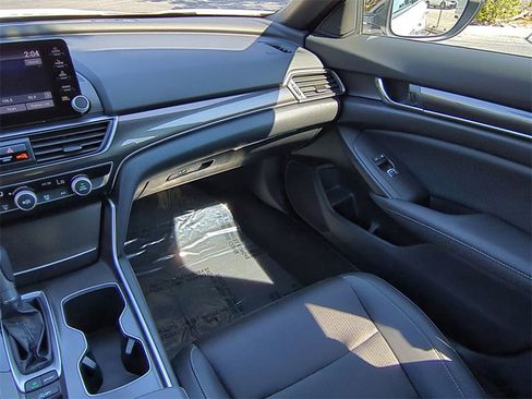 Used 2022 Honda Accord Sport image 17
