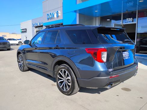 Used 2023 Ford Explorer ST-Line image 2