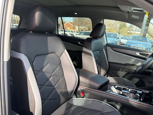 New 2026 Volkswagen Atlas Peak Edition AWD/4WD image 33