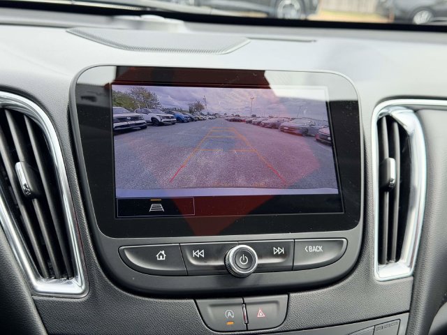 Used 2024 Chevrolet Malibu LT FWD image 20