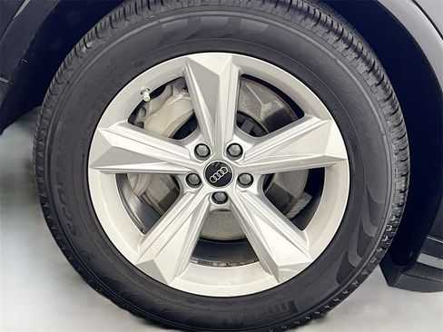 Used 2023 Audi Q7 2.0T Premium Plus w/ Premium Plus Package image 33