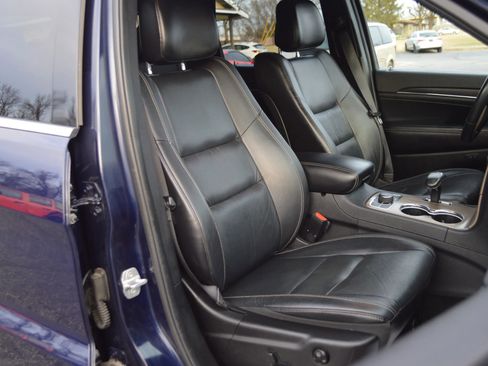 Used 2014 Jeep Grand Cherokee Limited image 10