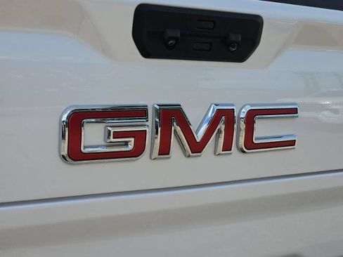 Certified 2025 GMC Sierra 1500 SLT AWD/4WD image 27