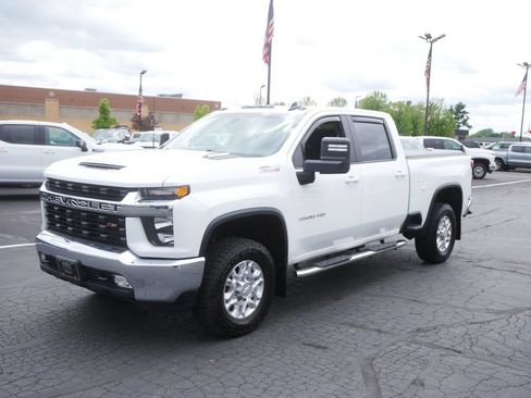 Used 2023 Chevrolet Silverado 3500 LT w/ Convenience Package AWD/4WD image 8