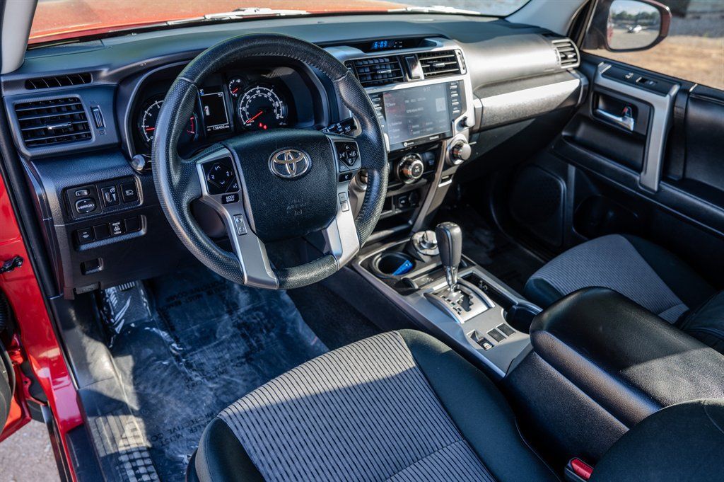 Used 2021 Toyota 4Runner SR5 AWD/4WD image 14