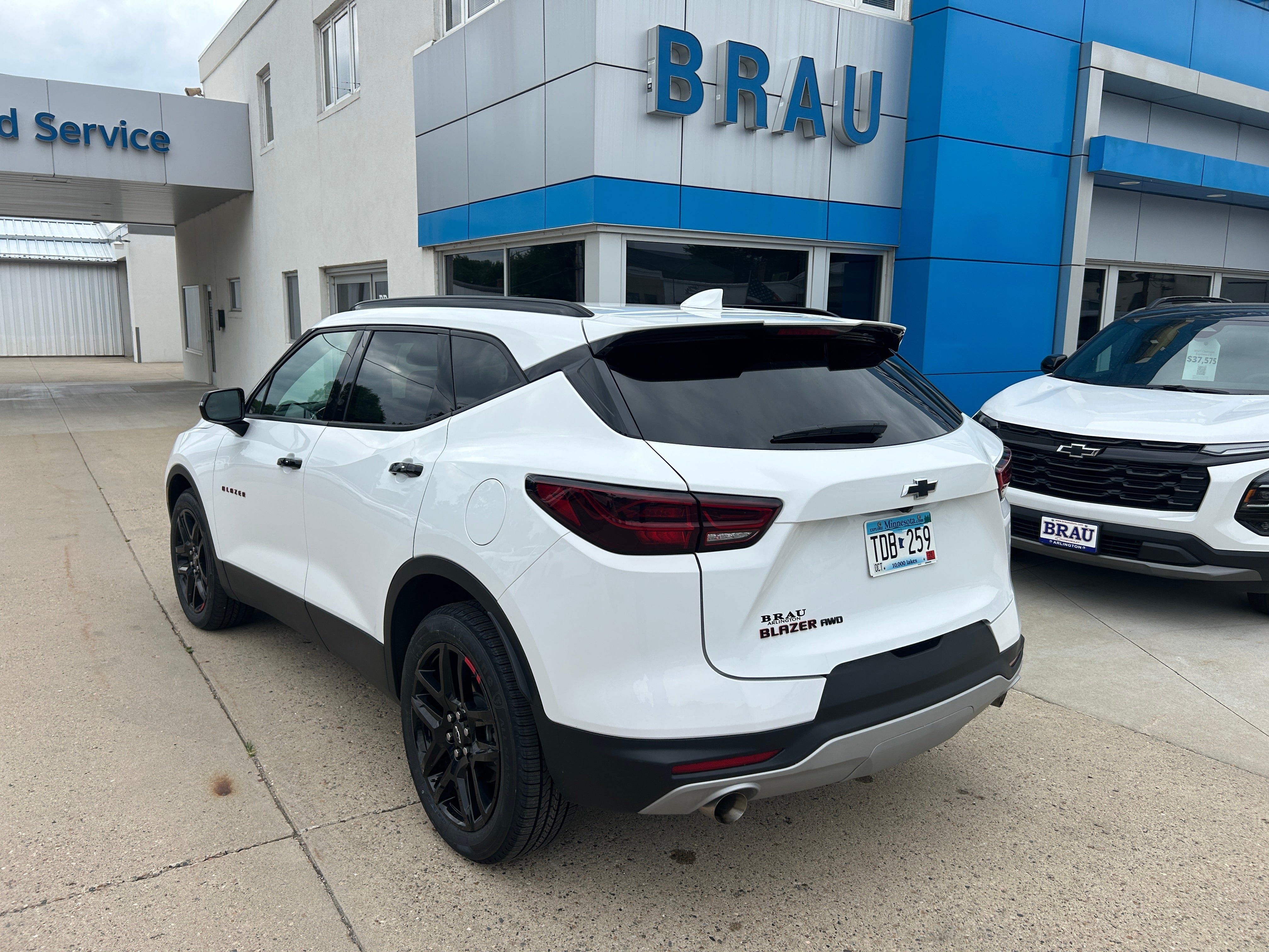 Used 2024 Chevrolet Blazer LT w/ Redline Edition AWD/4WD image 8