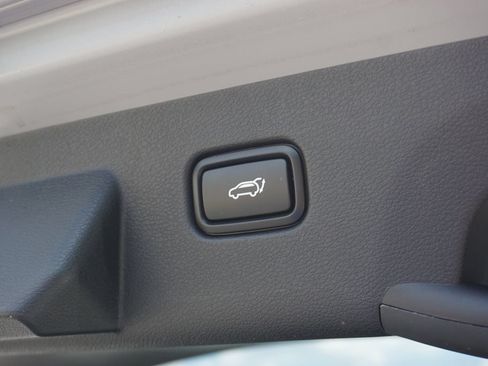 Used 2026 Kia Sportage EX w/ EX Panorama Roof Package FWD image 34