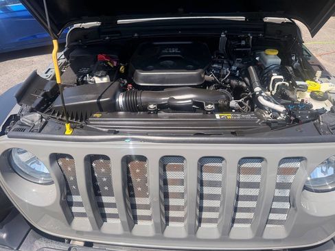 Used 2021 Jeep Wrangler Unlimited Sport AWD/4WD image 9