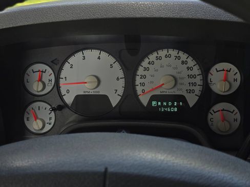 Used 2007 Dodge Ram 2500 Truck SLT AWD/4WD image 28