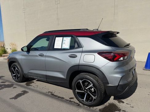 Used 2023 Chevrolet TrailBlazer RS w/ Sun and Liftgate Package AWD/4WD image 3