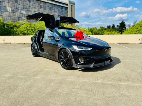 Used 2018 Tesla Model X P100D AWD/4WD image 1
