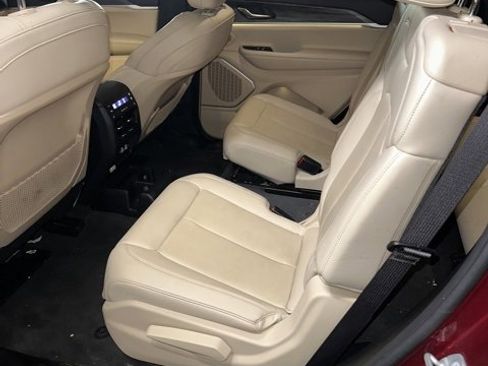 Used 2021 Jeep Grand Cherokee L Limited image 8