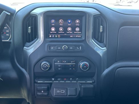 Used 2023 Chevrolet Silverado 2500 Custom w/ Custom Value Package image 8