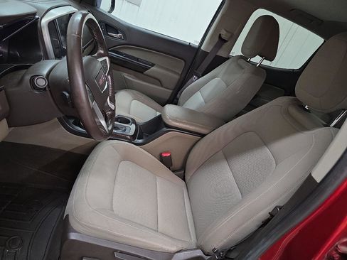 Used 2015 GMC Canyon SLE image 28