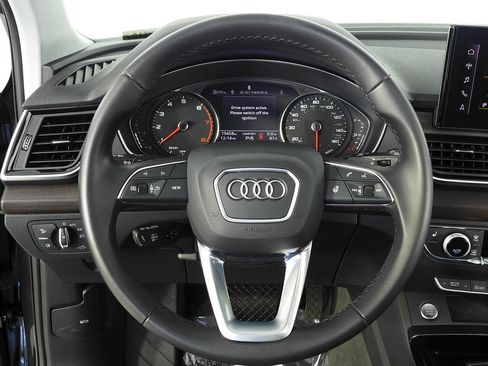 Used 2023 Audi Q5 2.0T Premium w/ Convenience Package AWD/4WD image 27