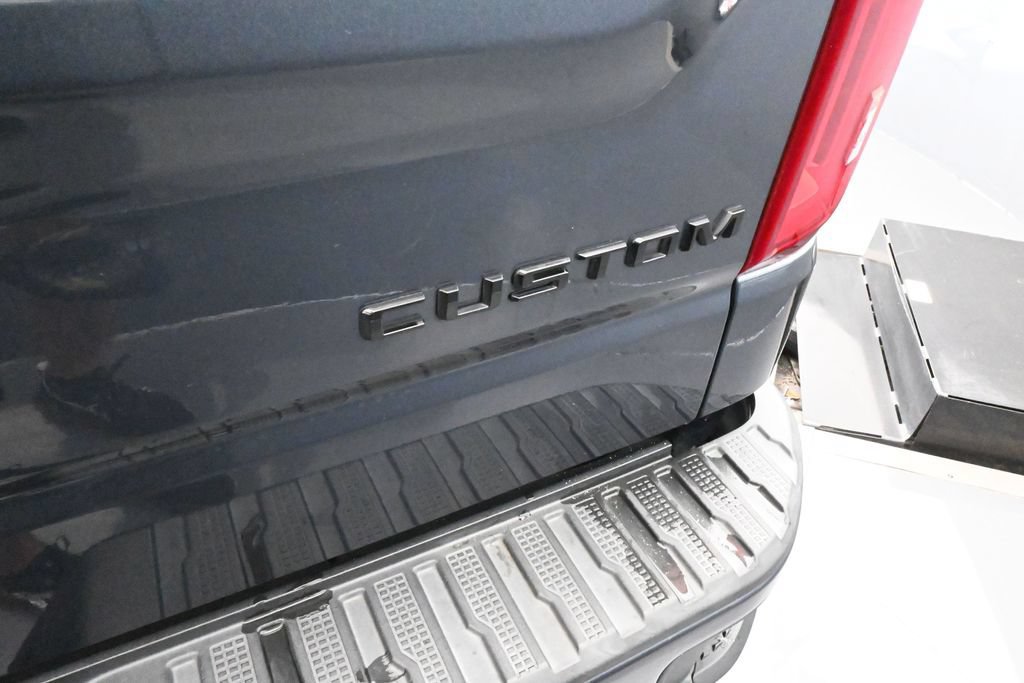 Used 2022 Chevrolet Silverado 1500 Custom RWD image 42