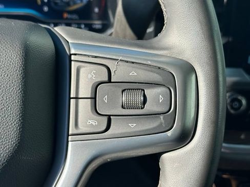 Used 2025 Chevrolet Silverado 2500 LT AWD/4WD image 39