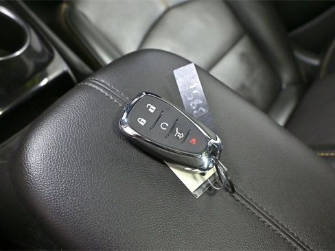 Certified 2023 Chevrolet Equinox Premier image 30