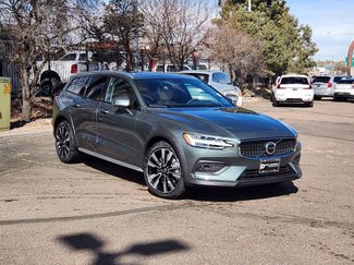New 2026 Volvo V60 B5 Cross Country Ultra w/ Protection Package Premier 360° Tour
