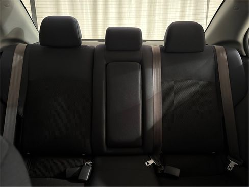 Used 2017 Mitsubishi Lancer ES image 34