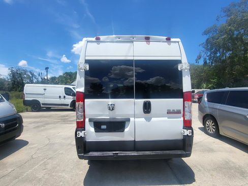 Used 2017 RAM ProMaster 2500 FWD image 9