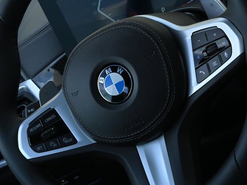 Used 2027 BMW X6 xDrive40i AWD/4WD image 23