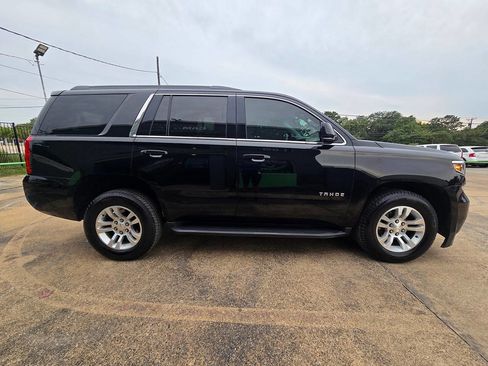 Used 2018 Chevrolet Tahoe LS image 12