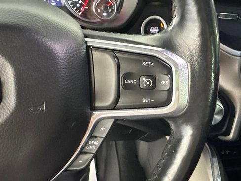 Used 2019 RAM 1500 Laramie AWD/4WD image 19