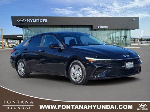 Used 2024 Hyundai Elantra SE FWD image 1