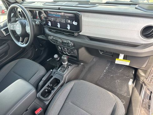 New 2026 Jeep Gladiator Sport image 34