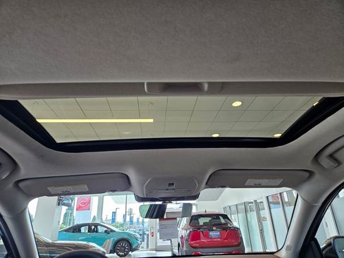 New 2026 Nissan Sentra SL w/ Floor Mat Package FWD image 22