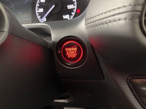 Certified 2024 Honda HR-V LX image 32