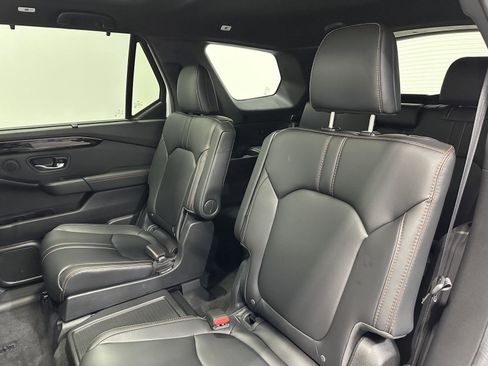 Certified 2025 Honda Pilot TrailSport image 29